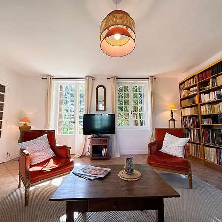 La Maison Du Tilleul Avec Piscine Couverte Chauffee Saint-Sulpice-Sur-Risle