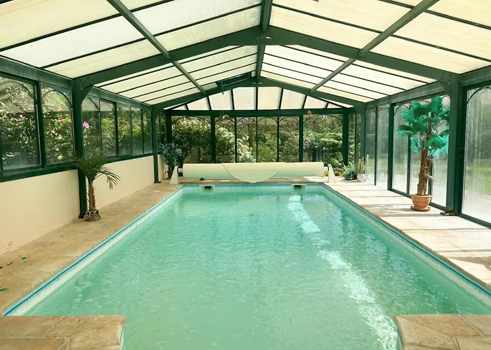 La Maison Du Tilleul Avec Piscine Couverte Chauffee *