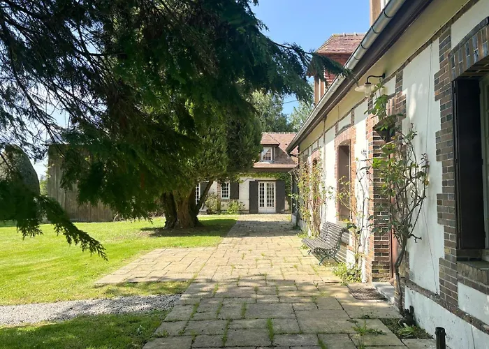La Maison Du Tilleul Avec Piscine Couverte Chauffee *
