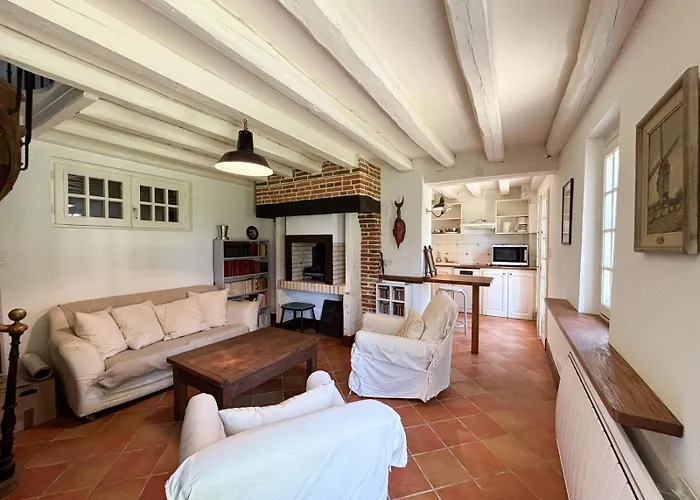 La Maison Du Tilleul Avec Piscine Couverte Chauffee Saint-Sulpice-Sur-Risle