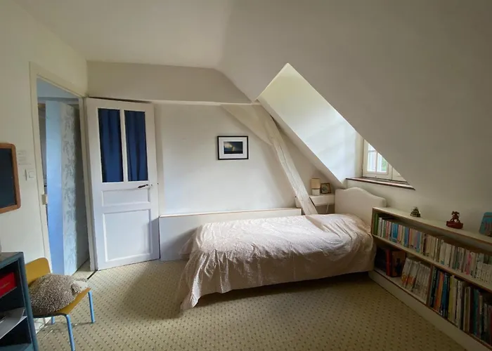 La Maison Du Tilleul Avec Piscine Couverte Chauffee 펜션